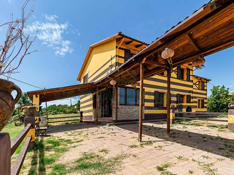 Immagine 5 di Villa in vendita  in via stanzano a Castel San Pietro Terme