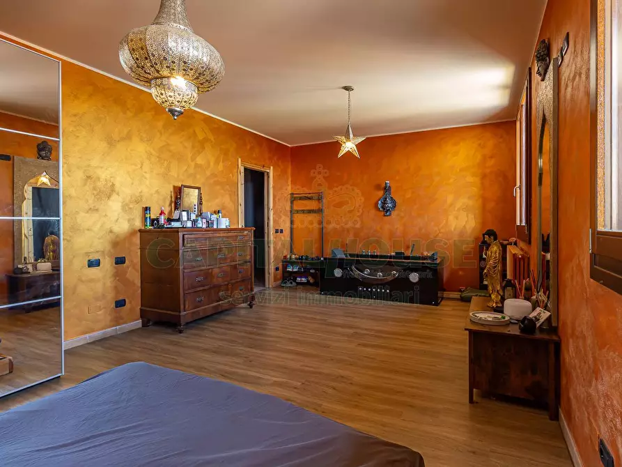 Immagine 23 di Villa in vendita  in via stanzano a Castel San Pietro Terme
