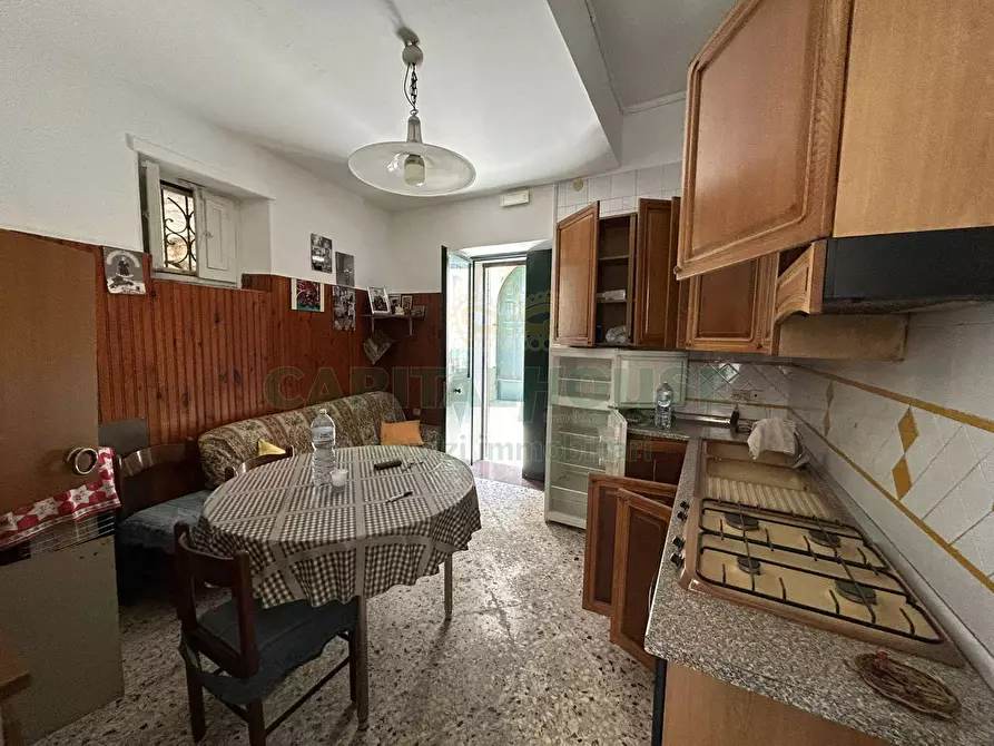 Immagine 2 di Casa semindipendente in vendita  in Corso Francesco Caracciolo a Mercato San Severino