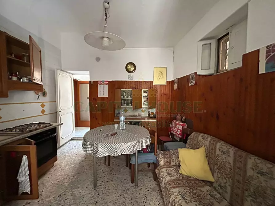 Immagine 3 di Casa semindipendente in vendita  in Corso Francesco Caracciolo a Mercato San Severino
