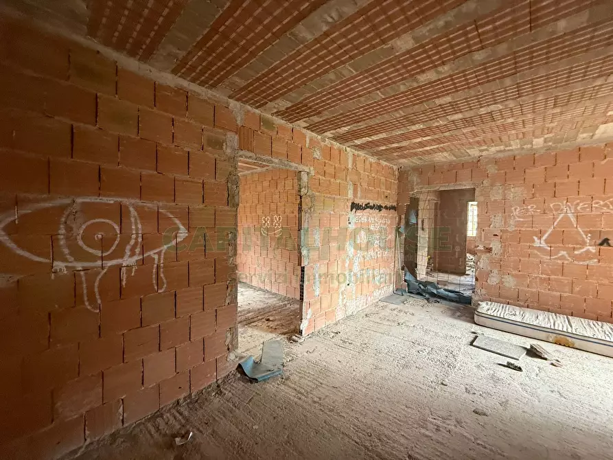 Immagine 12 di Palazzo in vendita  in Via Piave a Castel San Giorgio