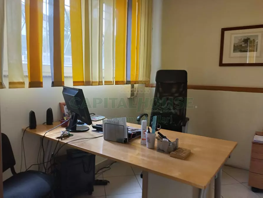 Immagine 2 di Ufficio in affitto  in pressi casello autostradale a Santa Maria Capua Vetere