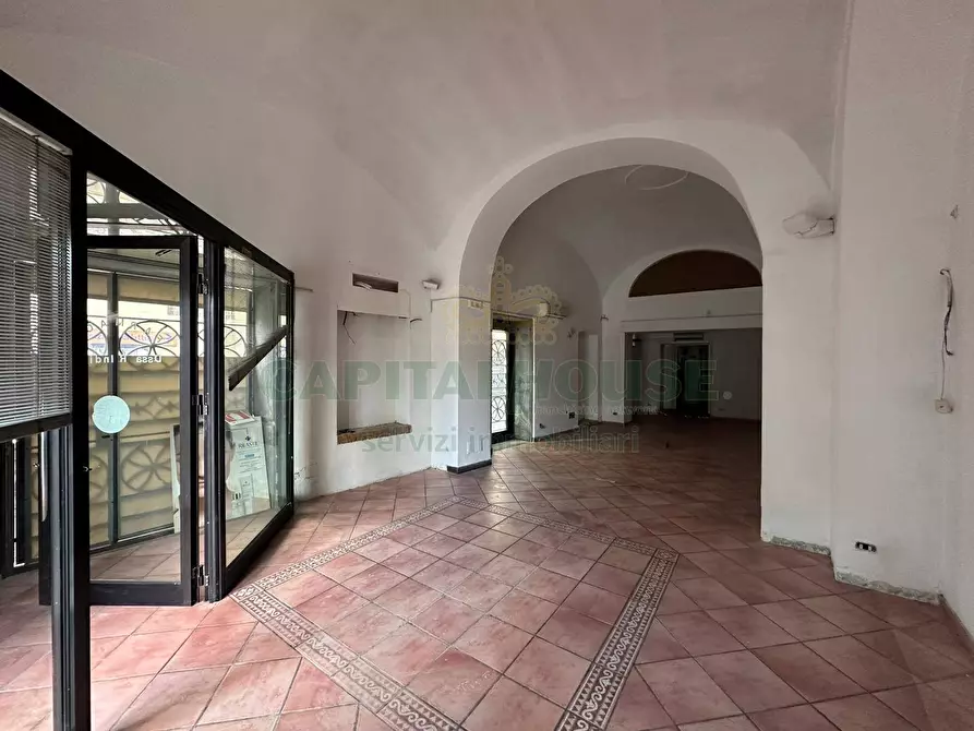 Immagine 3 di Locale commerciale in affitto  in piazza troiano caracciolo del sole a Cercola