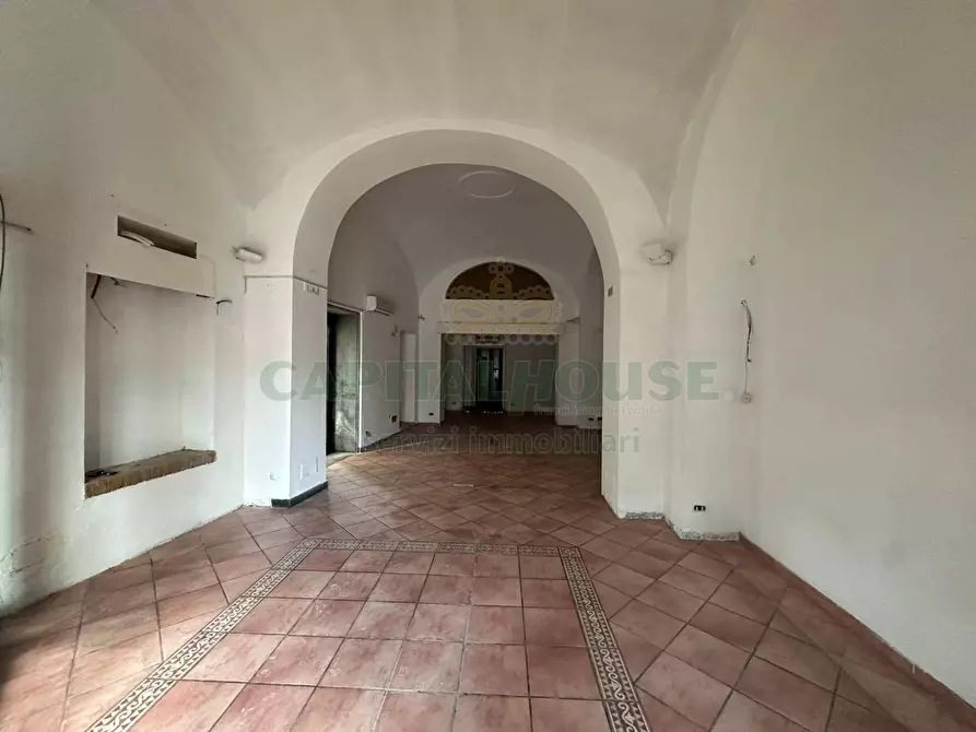 Immagine 12 di Locale commerciale in affitto  in piazza troiano caracciolo del sole a Cercola