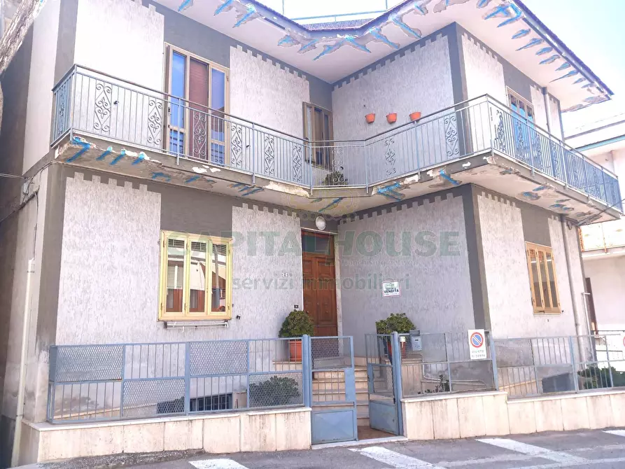 Immagine 1 di Appartamento in vendita  in baiano a Baiano