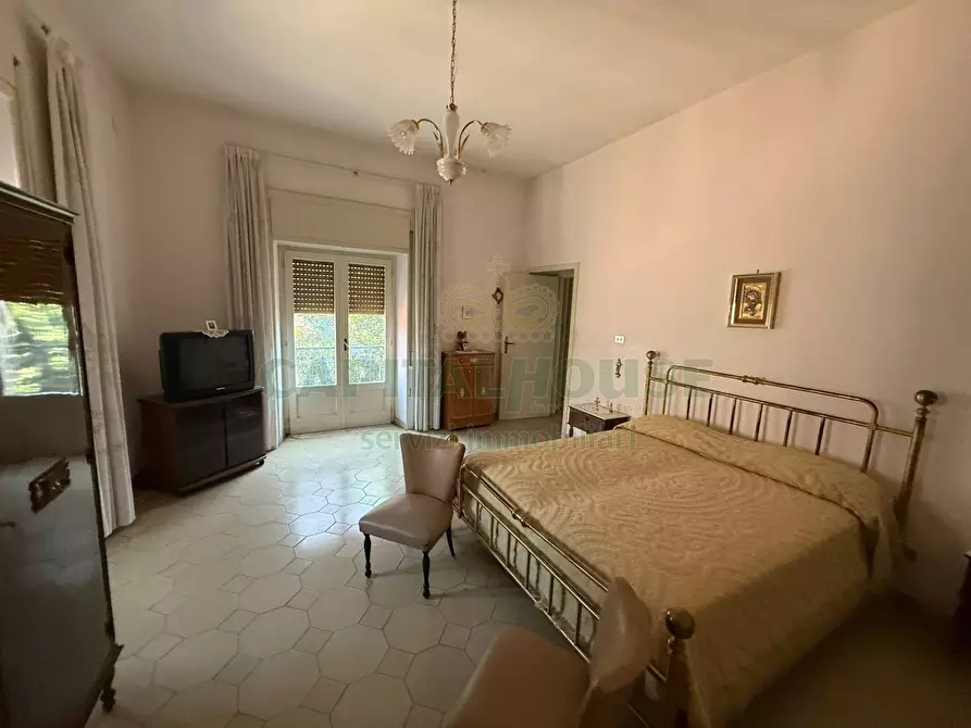 Immagine 10 di Palazzo in vendita  in Via Campo a Siano