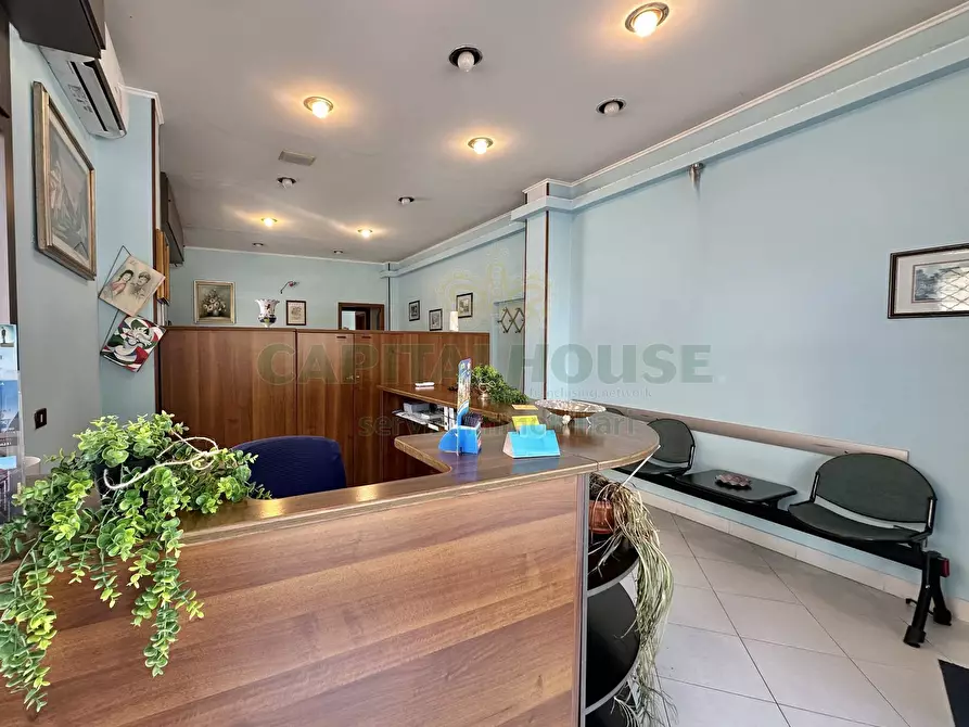 Immagine 1 di Locale commerciale in vendita  in Via Di Corticella a Bologna