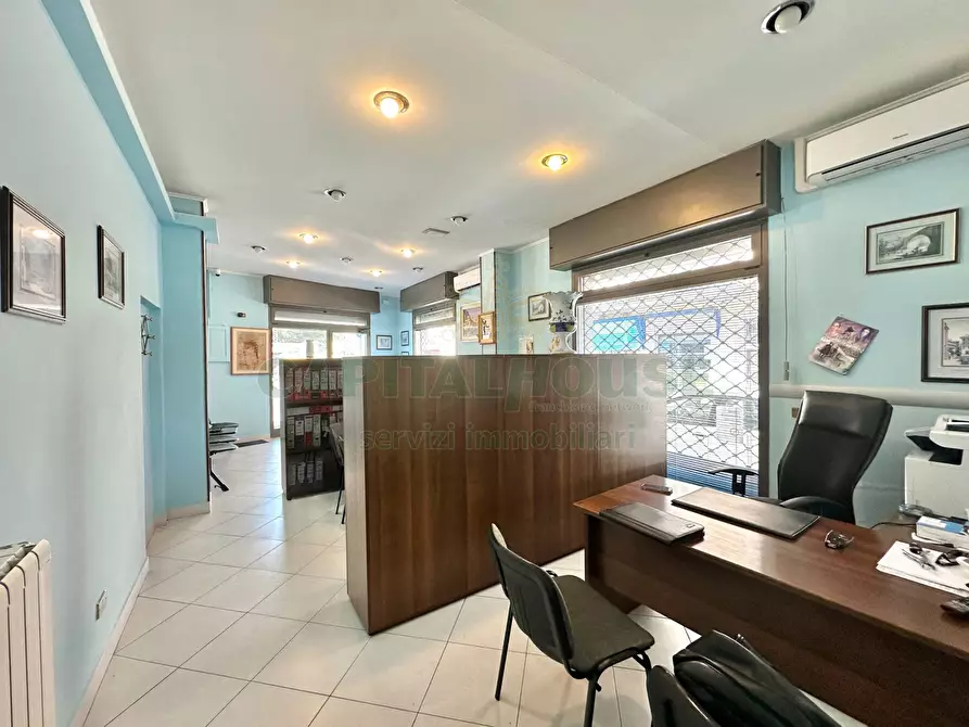 Immagine 6 di Locale commerciale in affitto  in Via Di Corticella a Bologna