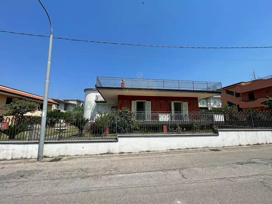 Immagine 3 di Villa in vendita  in avella a Avella