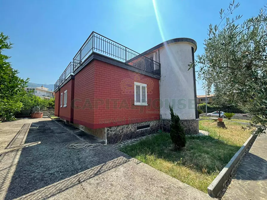 Immagine 30 di Villa in vendita  in avella a Avella