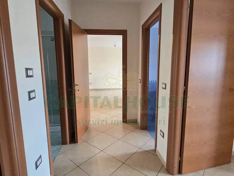 Immagine 14 di Appartamento in vendita  in Via Dei Funai a Capodrise