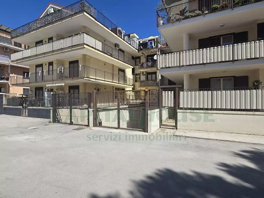 Immagine 46 di Appartamento in vendita  in Via Dei Funai a Capodrise