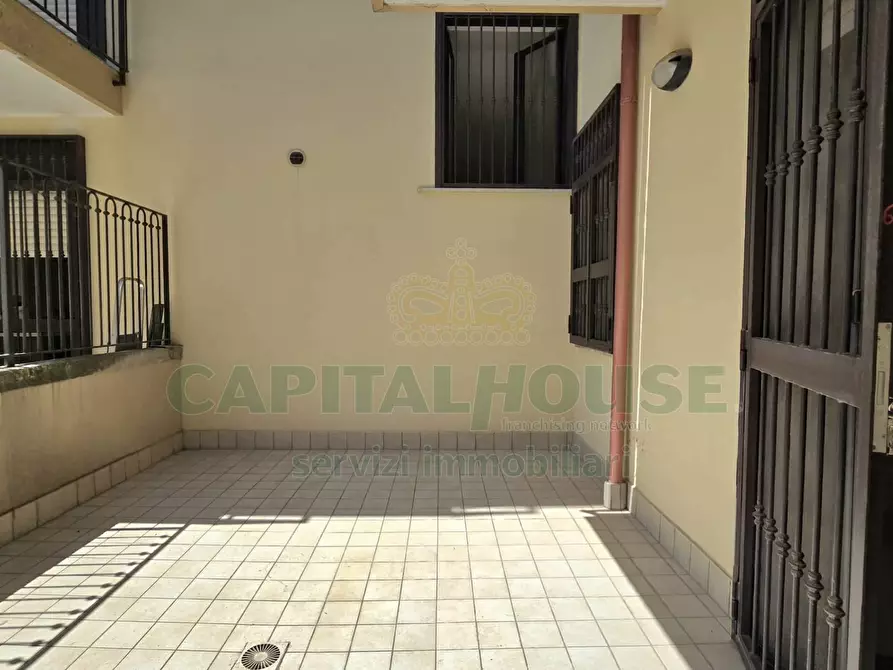 Immagine 37 di Appartamento in vendita  in Via Dei Funai a Capodrise