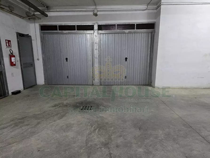 Immagine 44 di Appartamento in vendita  in Via Dei Funai a Capodrise