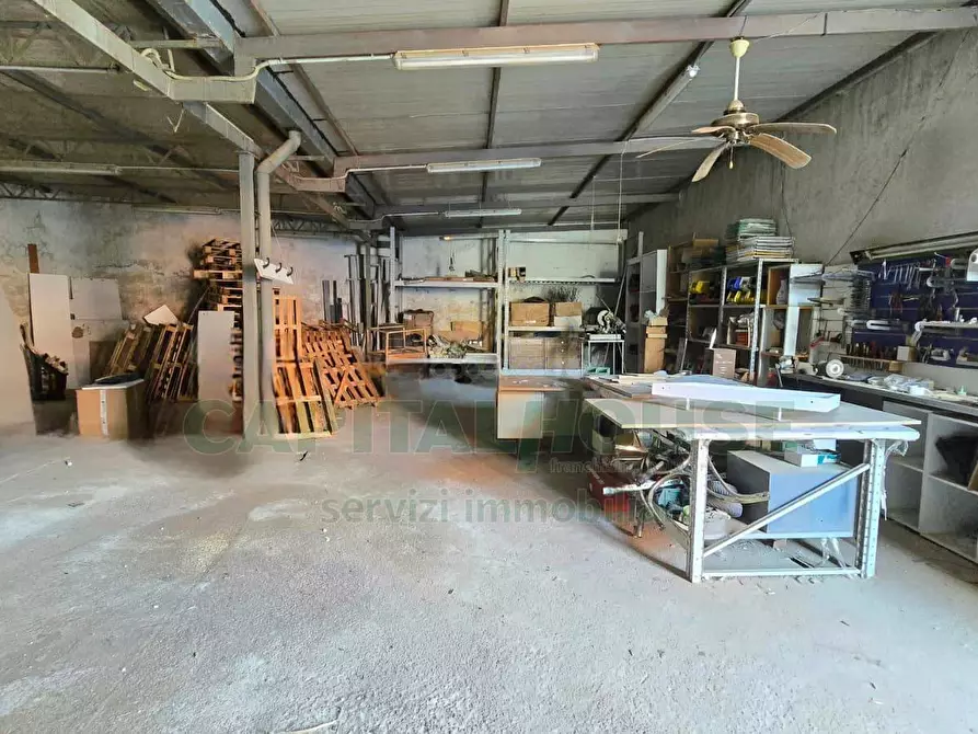 Immagine 15 di Capannone industriale in vendita  in Via Nazionale Appia a Capodrise