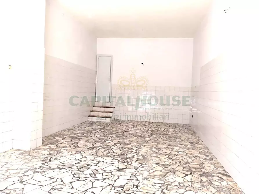 Immagine 4 di Locale commerciale in affitto  in viale kennedy a Santa Maria Capua Vetere