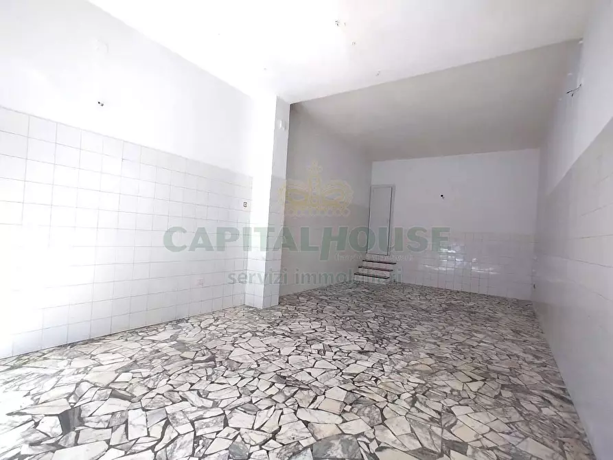 Immagine 8 di Locale commerciale in affitto  in viale kennedy a Santa Maria Capua Vetere