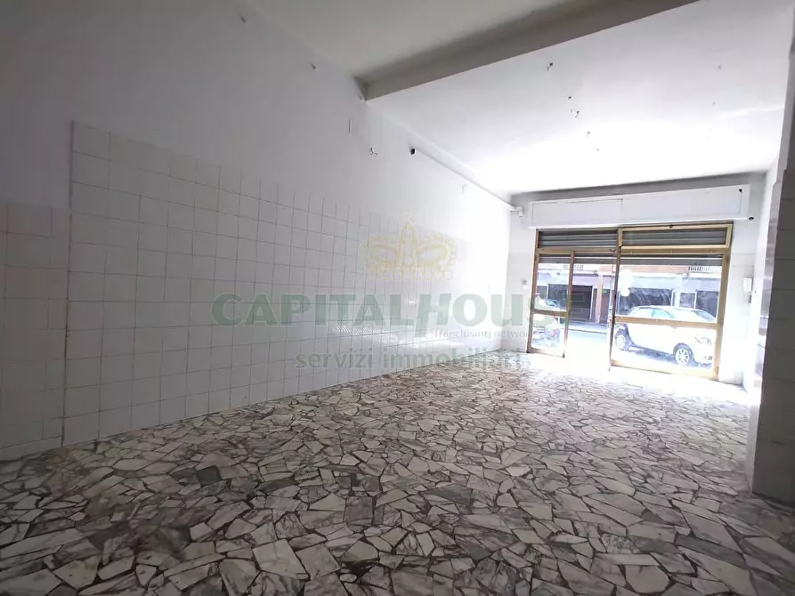 Immagine 9 di Locale commerciale in affitto  in viale kennedy a Santa Maria Capua Vetere