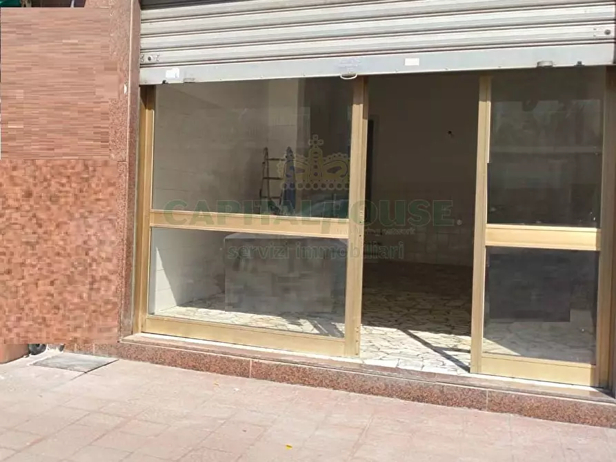 Immagine 11 di Locale commerciale in affitto  in viale kennedy a Santa Maria Capua Vetere