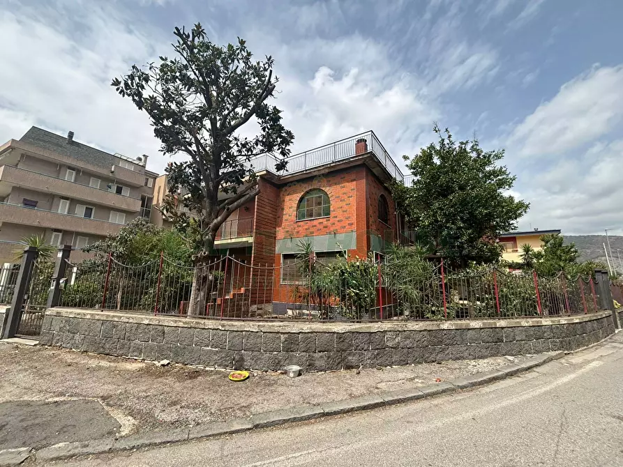Immagine 3 di Villa in vendita  a Roccapiemonte