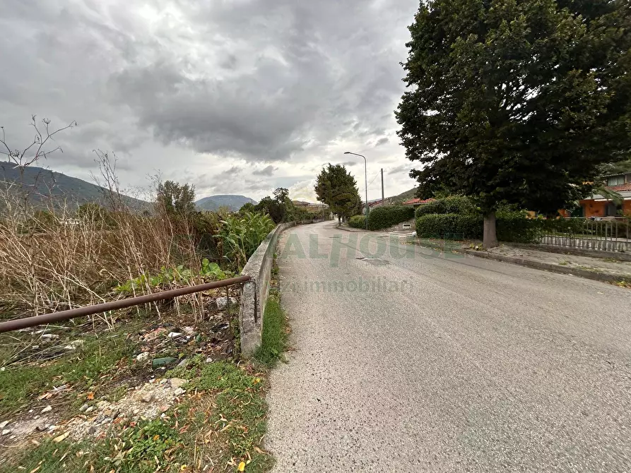 Immagine 10 di Terreno residenziale in vendita  in Via Prignano a Fisciano