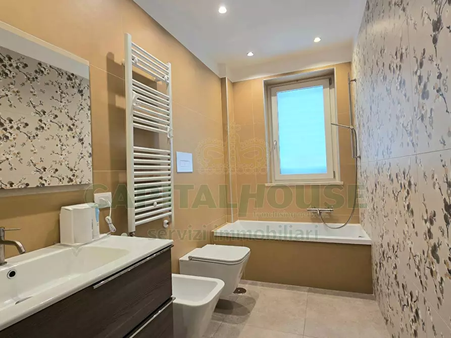 Immagine 33 di Appartamento in vendita  in Via Appia a Capodrise