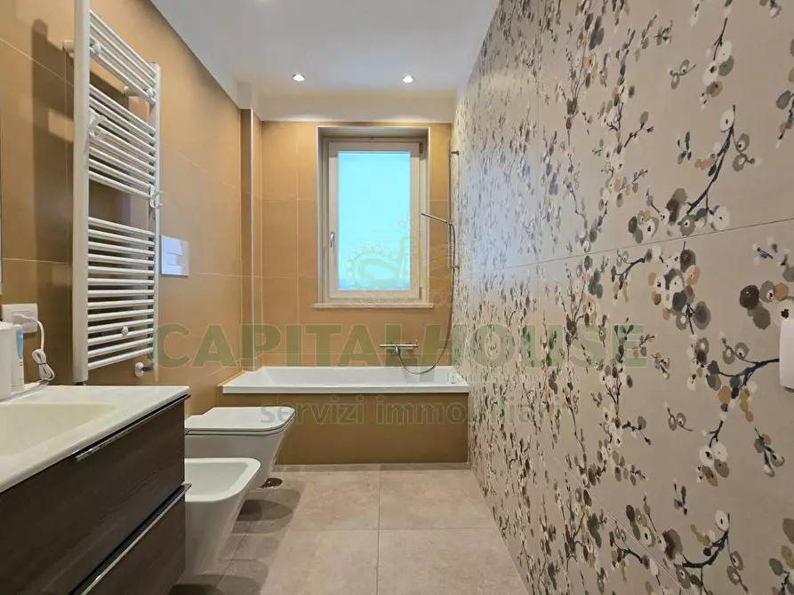 Immagine 35 di Appartamento in vendita  in Via Appia a Capodrise