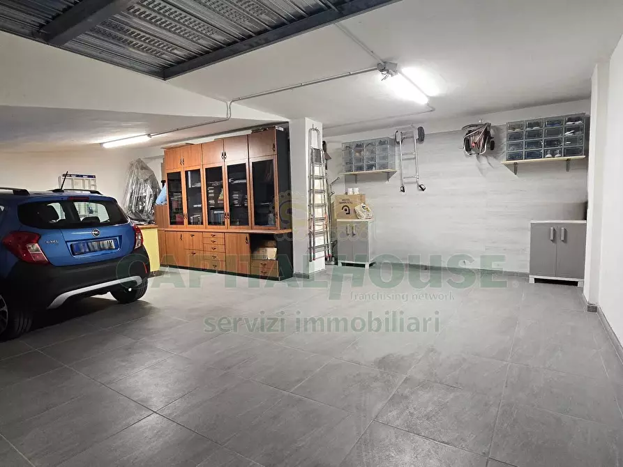 Immagine 53 di Appartamento in vendita  in Via Appia a Capodrise