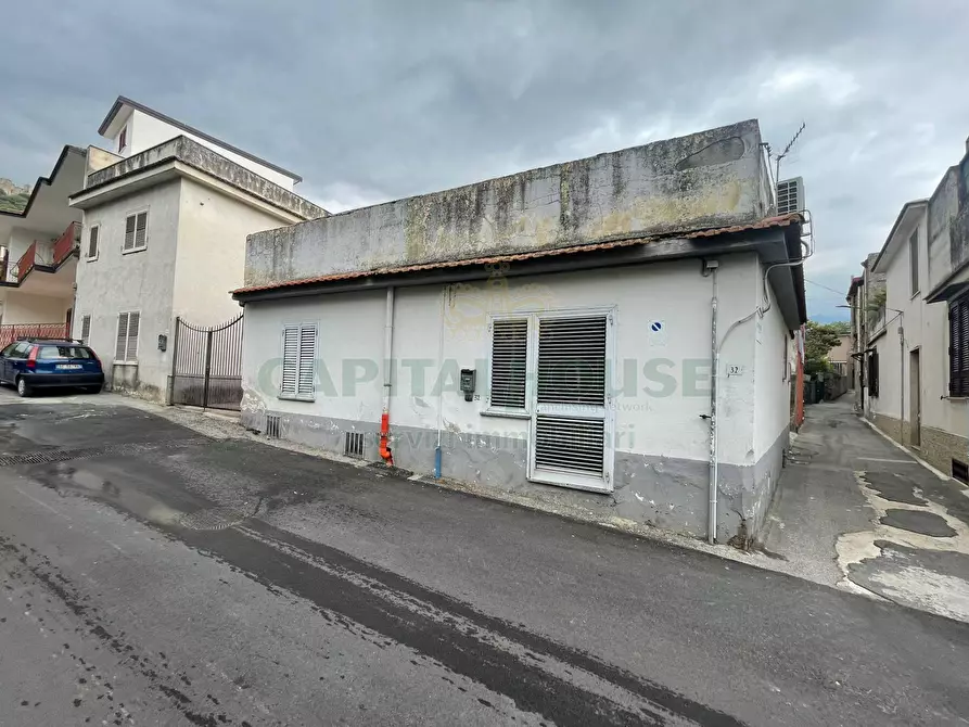 Immagine 11 di Casa indipendente in vendita  in avella a Avella