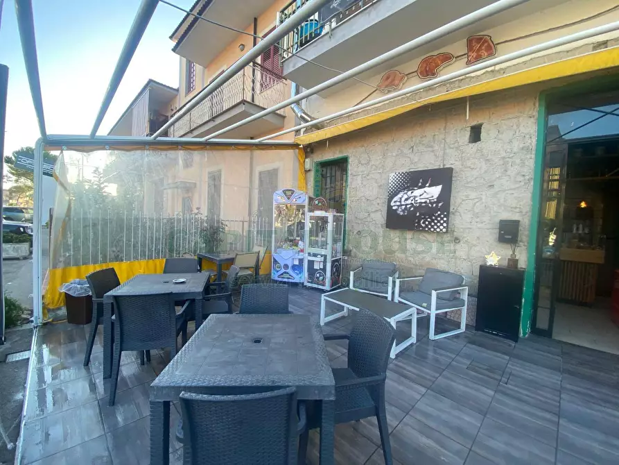 Immagine 2 di Attività commerciale in vendita  a San Vitaliano