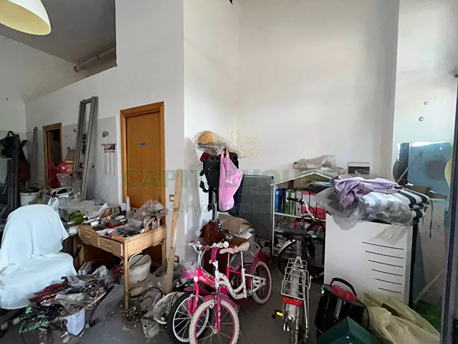 Immagine 12 di Locale commerciale in vendita  in Via Marcello a Mercato San Severino