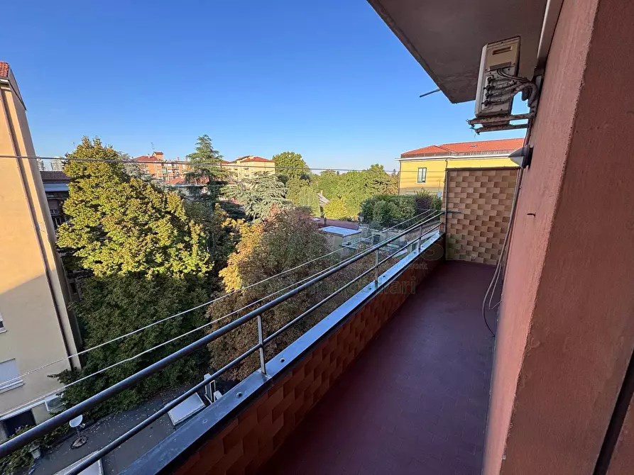 Immagine 8 di Appartamento in affitto  in Via Irnerio a Bologna