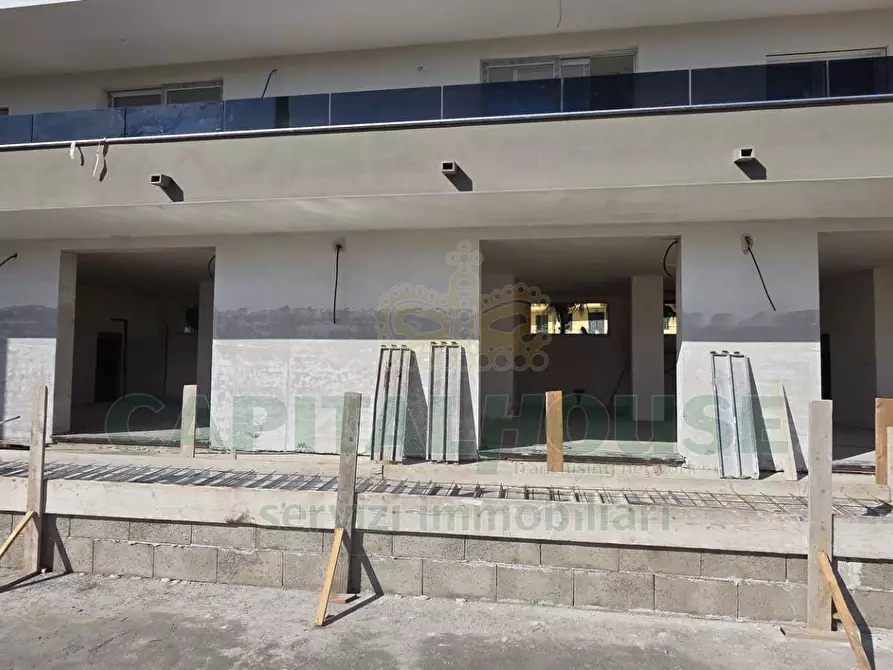 Immagine 2 di Locale commerciale in affitto  in Via Paul Harris a Capodrise