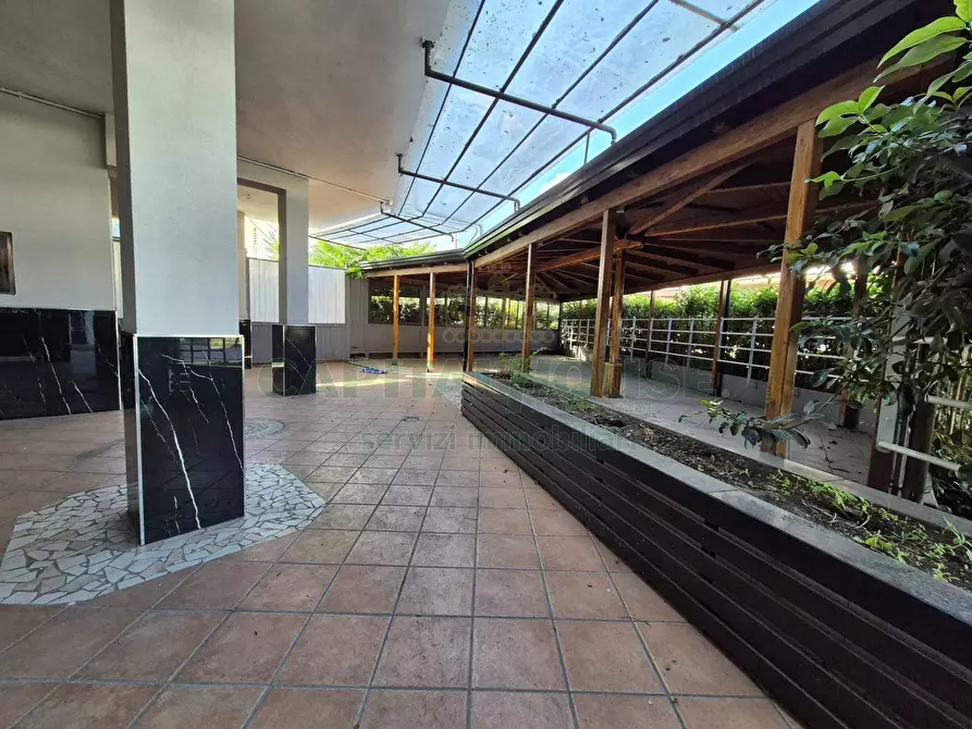 Immagine 4 di Attività commerciale in affitto  in Via Nola a Cercola