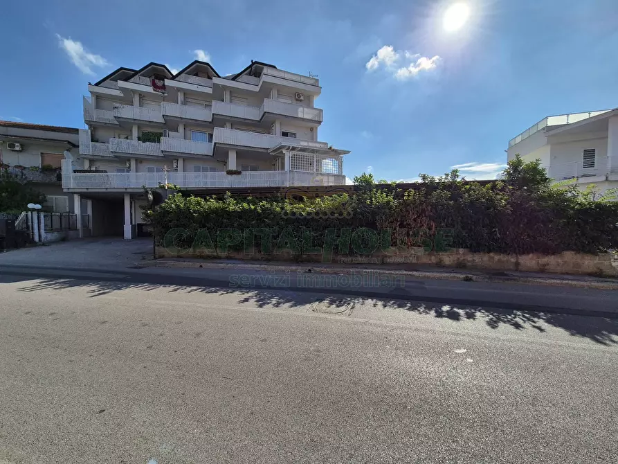 Immagine 1 di Attività commerciale in affitto  in Via Nola a Cercola