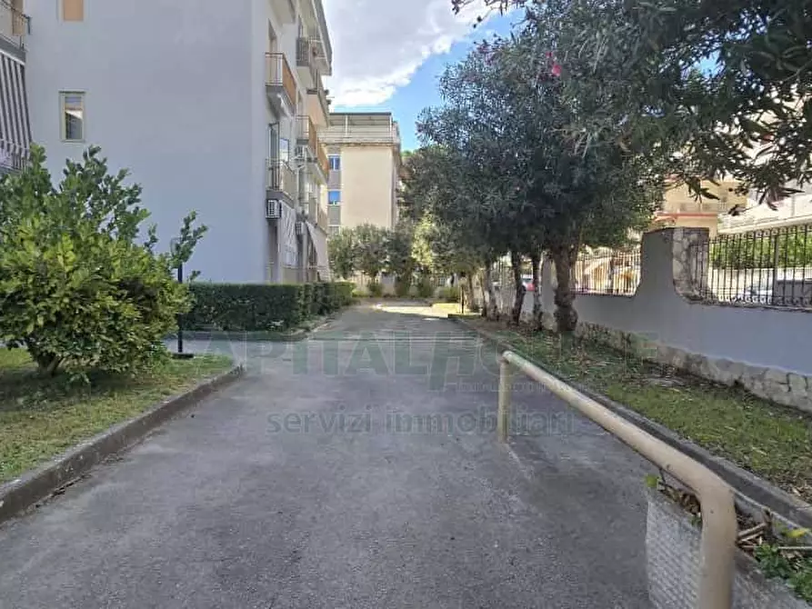 Immagine 26 di Appartamento in vendita  in Via Leonardo Da Vinci a Capodrise