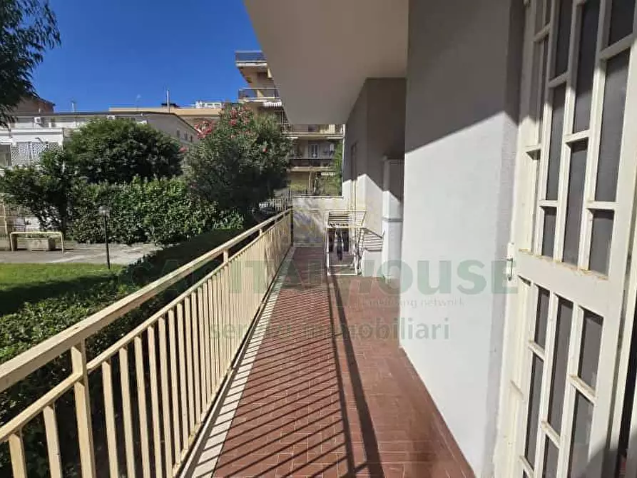 Immagine 20 di Appartamento in vendita  in Via Leonardo Da Vinci a Capodrise