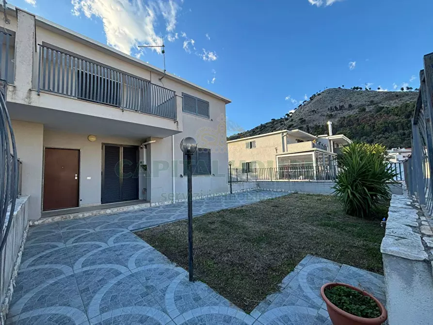 Immagine 3 di Villa in vendita  in Via Carmine Napoletano a Castel San Giorgio