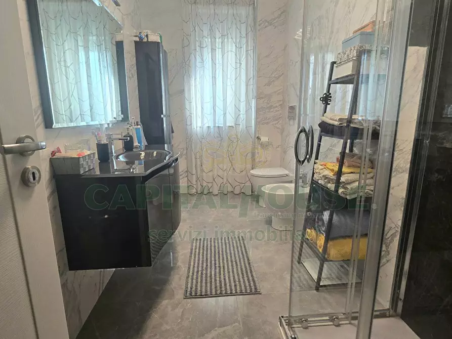 Immagine 21 di Appartamento in vendita  in Via Patturelli a Capodrise