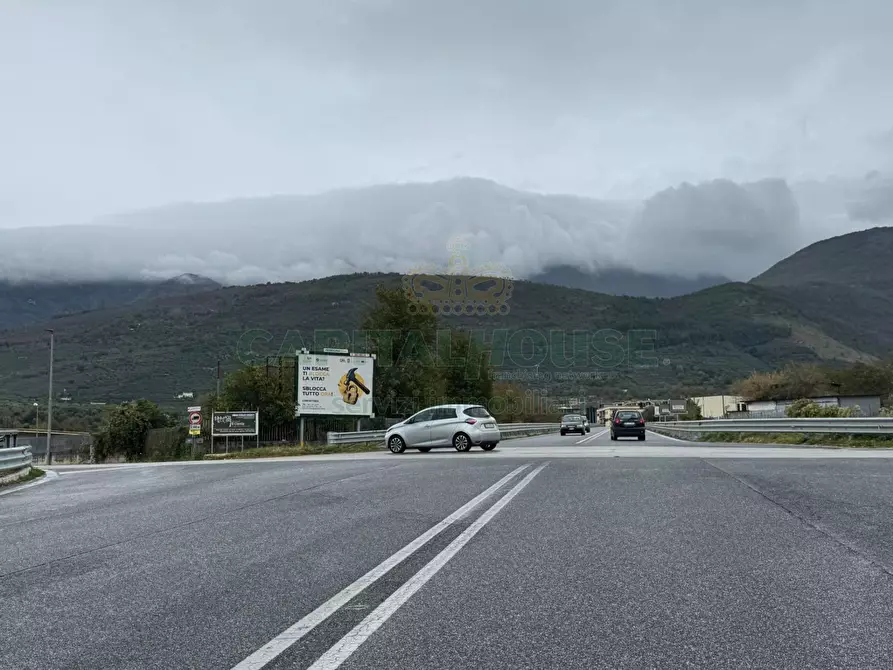 Immagine 4 di Locale commerciale in vendita  in mugnano del cardinale a Mugnano Del Cardinale