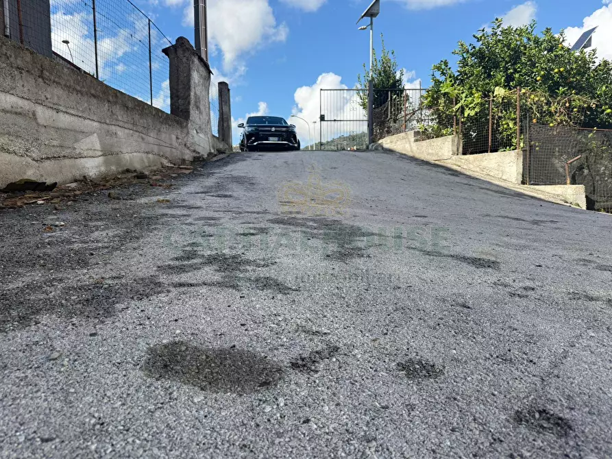 Immagine 4 di Attività commerciale in affitto  in Via Consortile a Fisciano