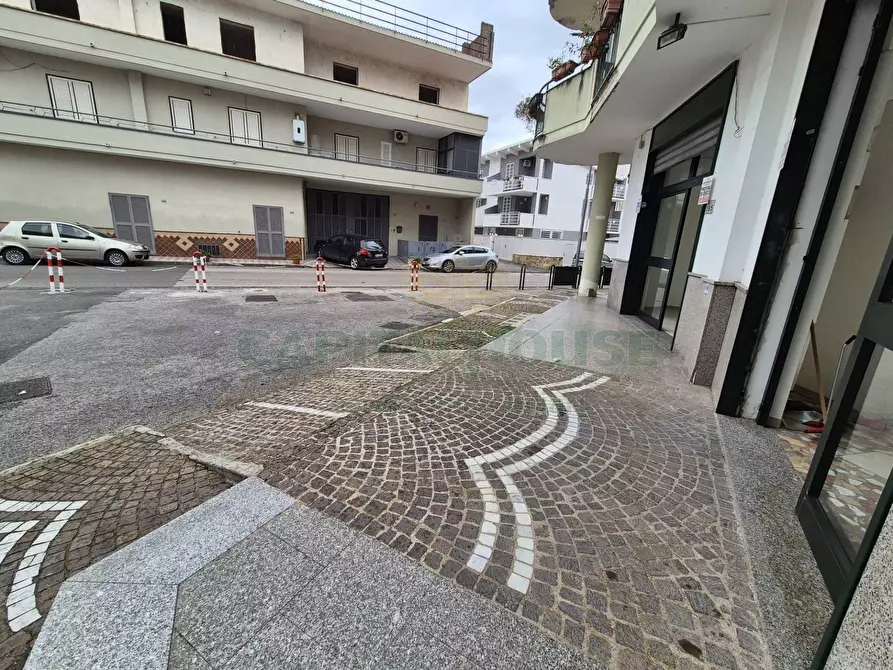Immagine 4 di Locale commerciale in vendita  in via piano del principe a Cercola