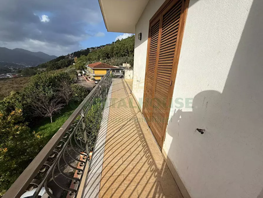 Immagine 34 di Villa in vendita  in Parco Donica a Fisciano