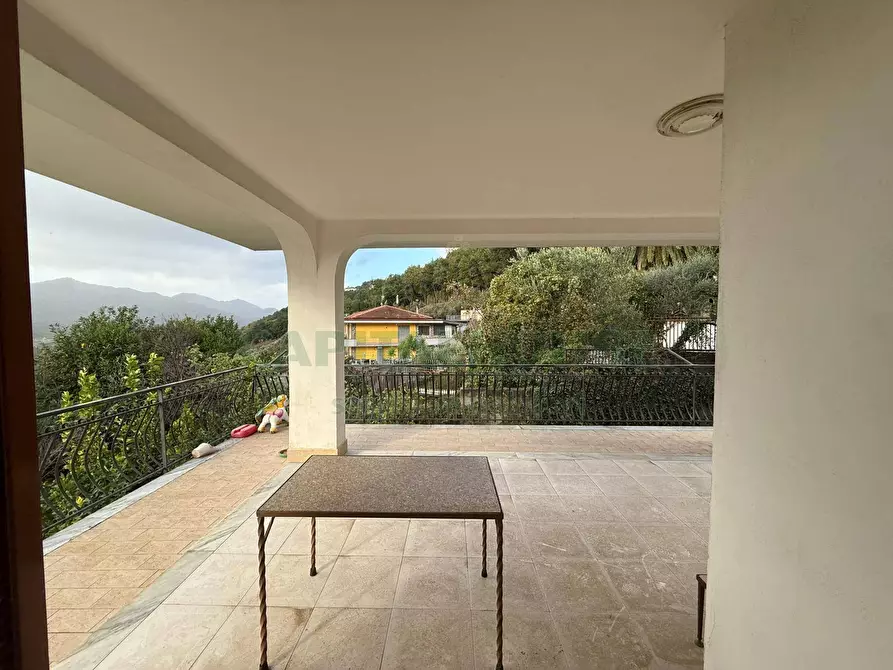 Immagine 37 di Villa in vendita  in Parco Donica a Fisciano