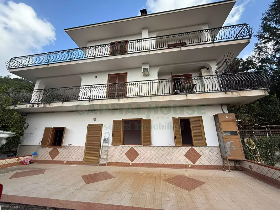 Immagine 6 di Villa in vendita  in Parco Donica a Fisciano