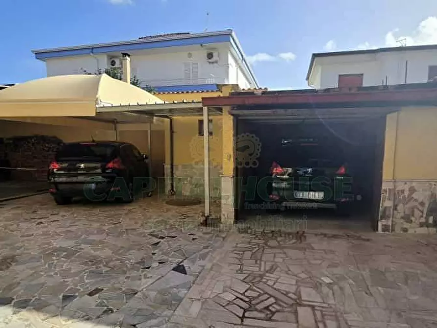 Immagine 33 di Appartamento in vendita  in Via Puccini a Capodrise