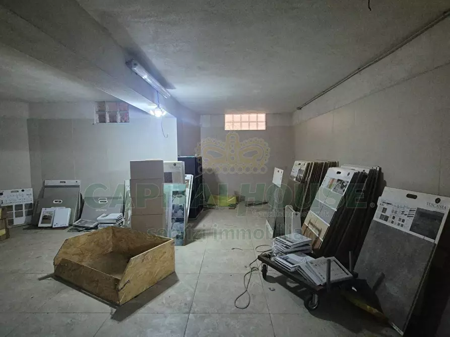 Immagine 9 di Box auto in vendita  a Macerata Campania