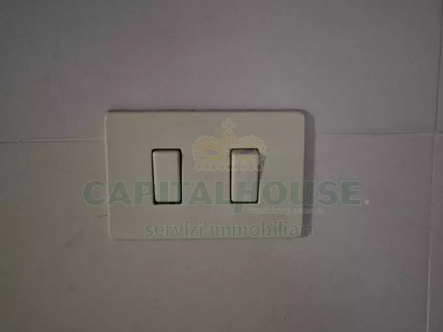 Immagine 11 di Box auto in vendita  a Macerata Campania