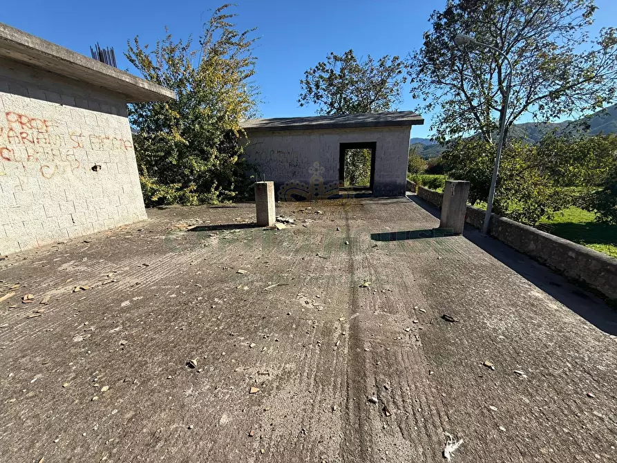 Immagine 5 di Villa in vendita  in Via Dei Lombardi a Mercato San Severino