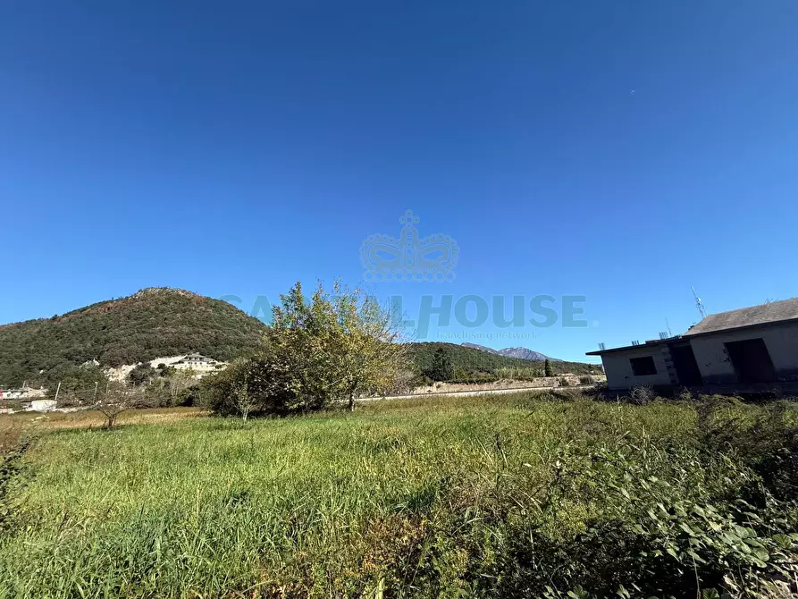 Immagine 17 di Villa in vendita  in Via Dei Lombardi a Mercato San Severino